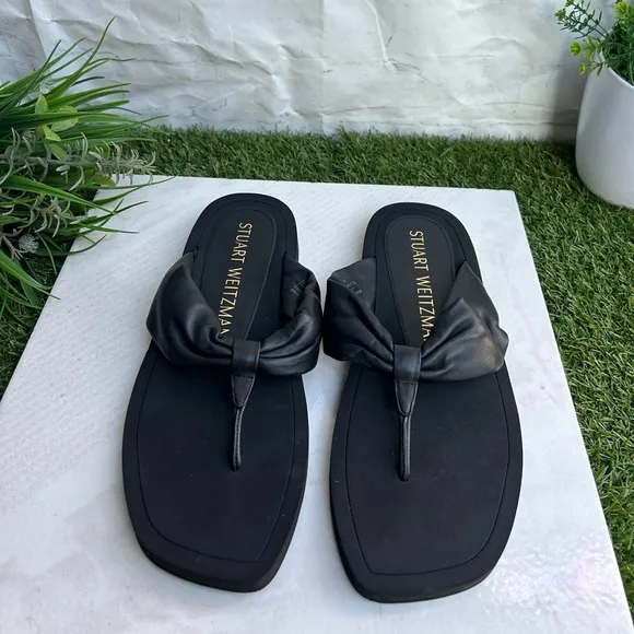 STUART WEITZMAN Cassie Flip Flop black new $250 women size 7