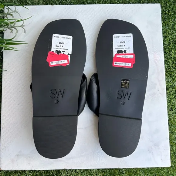 STUART WEITZMAN Cassie Flip Flop black new $250 women size 7