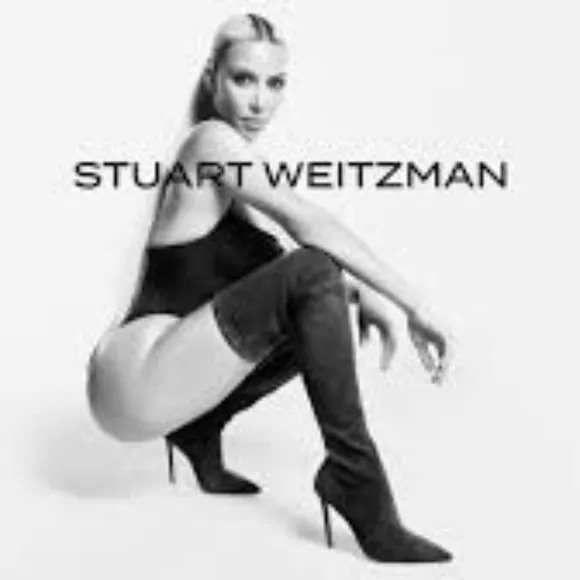 Stuart Weitzman Ladies Luxury Patent Leather Slip On Loafer