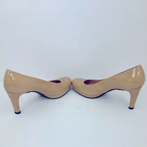 STUART WEITZMAN PATENT LEATHER STILETTO ROUND TOE PUMPS,TAN,6.5M, MADE IN SPAIN