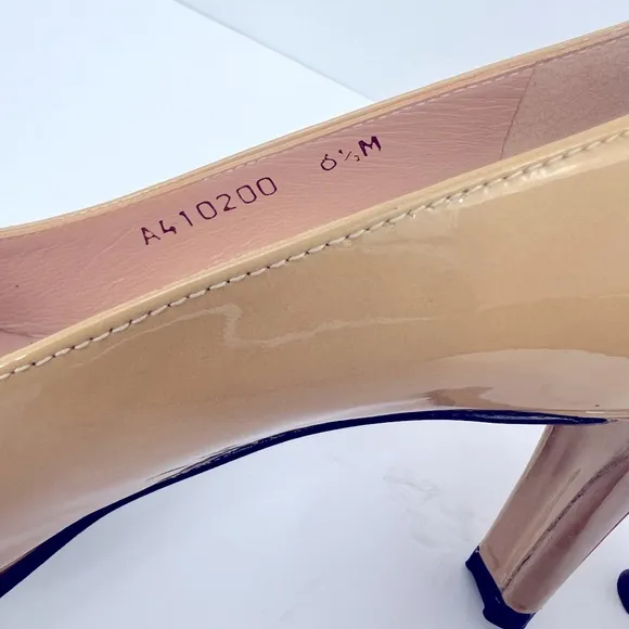STUART WEITZMAN PATENT LEATHER STILETTO ROUND TOE PUMPS,TAN,6.5M, MADE IN SPAIN