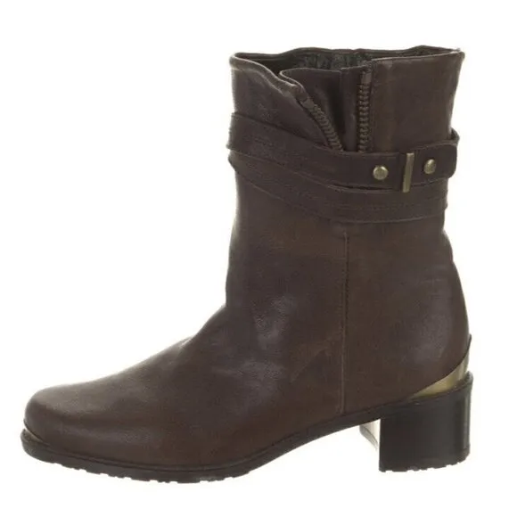 Stuart Weitzman Women’s Brown Slam Dunk‎ Low Shaft Leather Moto Boots Sz 6 $485