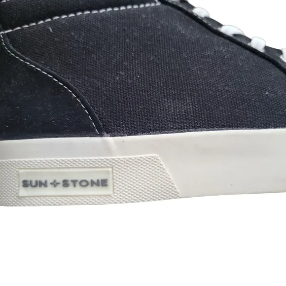 Sun Stone Jett High-Top Sneakers Men's.  Size 8M. New In Box