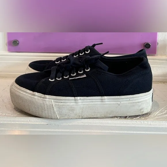 Superga 2790 Platform Sneaker in Black &amp; White Sole Mens 6.5 Womens 8 EUC
