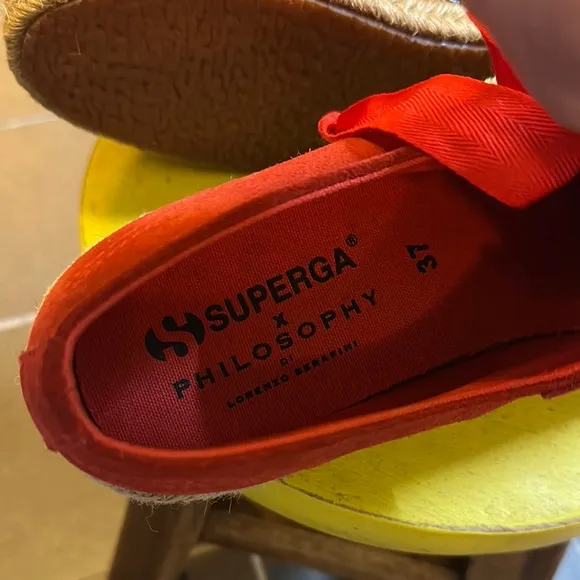 Superga by Philosophy, size 37 Women's Red Platform Sneakers, new, never worn