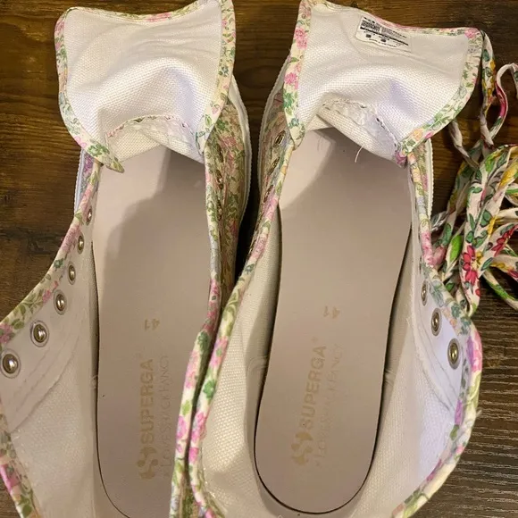 Superga x LoveShackFancy 2795 Flowers High-Top Sneakers Size 9.5