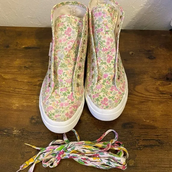 Superga x LoveShackFancy 2795 Flowers High-Top Sneakers Size 9.5