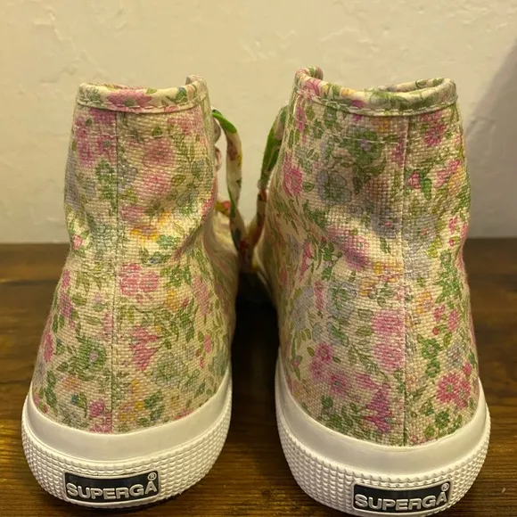 Superga x LoveShackFancy 2795 Flowers High-Top Sneakers Size 9.5
