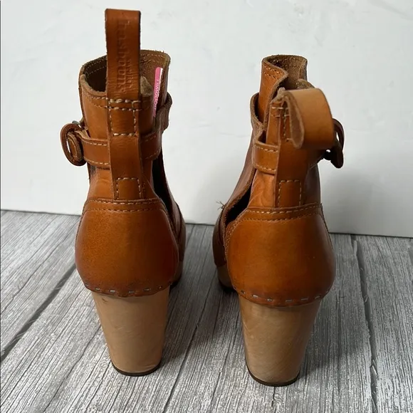 Swedish Hasbeens Leather Clog Boots