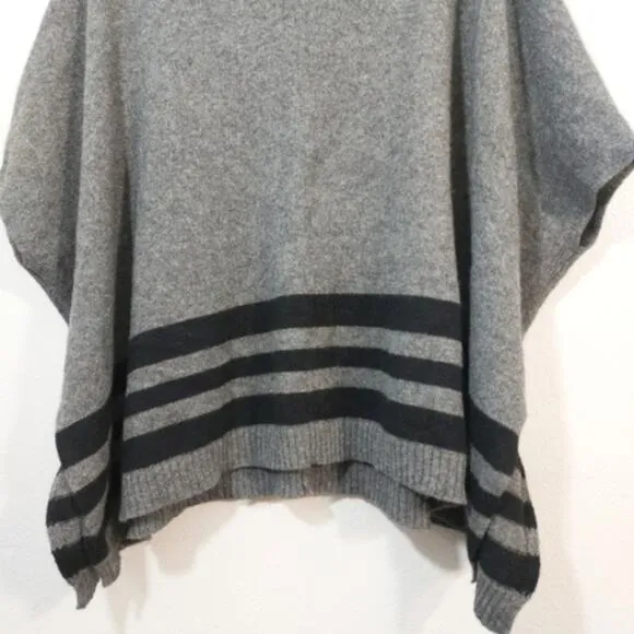 Tahari Yak Hair &amp; Wool turtle neck oversized poncho sweater XS