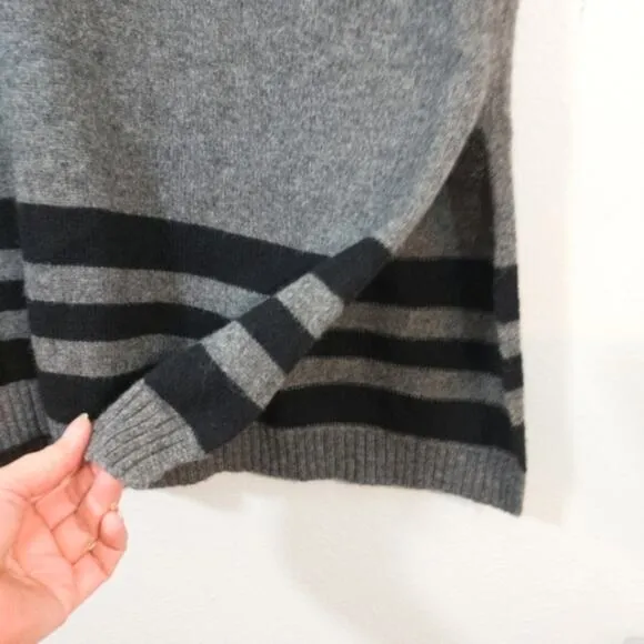 Tahari Yak Hair &amp; Wool turtle neck oversized poncho sweater XS