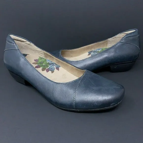 Taos Debut Womens Navy Blue Leather Kitten Heels 9