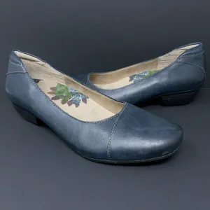 Taos Debut Womens Navy Blue Leather Kitten Heels 9