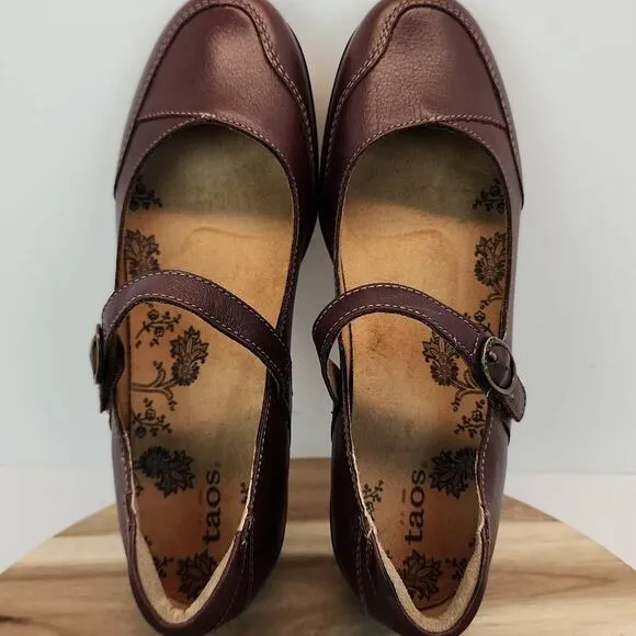 Taos Women's Uncommon Cognac Mary Jane 8.5