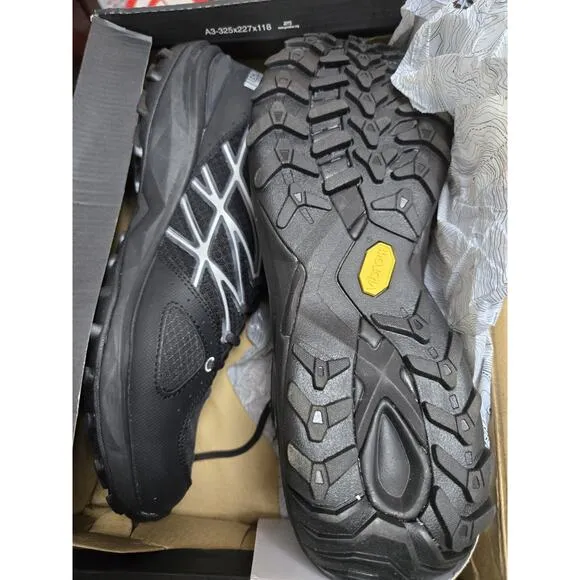 The North Face Men's Ultra Fastpack GTX Hiking Shoes TNF Black Size 11.5
