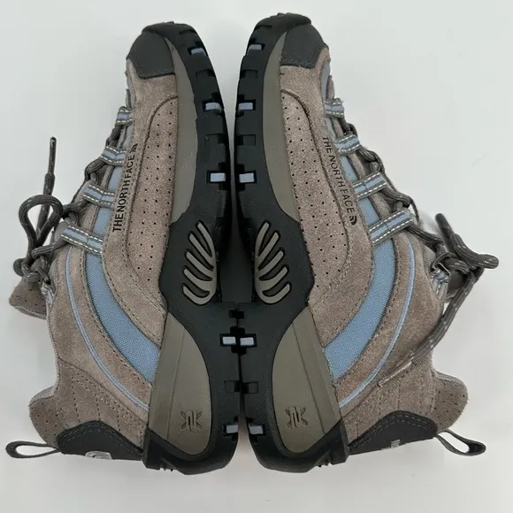 The North Face X2 Gray Leather Suede Blue &amp; Black Trim Women’s Outdoor Size 7