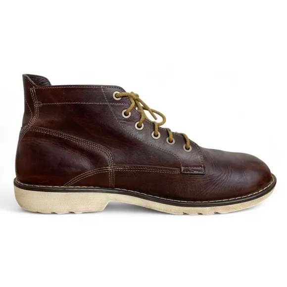 Timberland Boots Mens 11 Brown Earthkeepers City Escape Leather Chukka Shoes