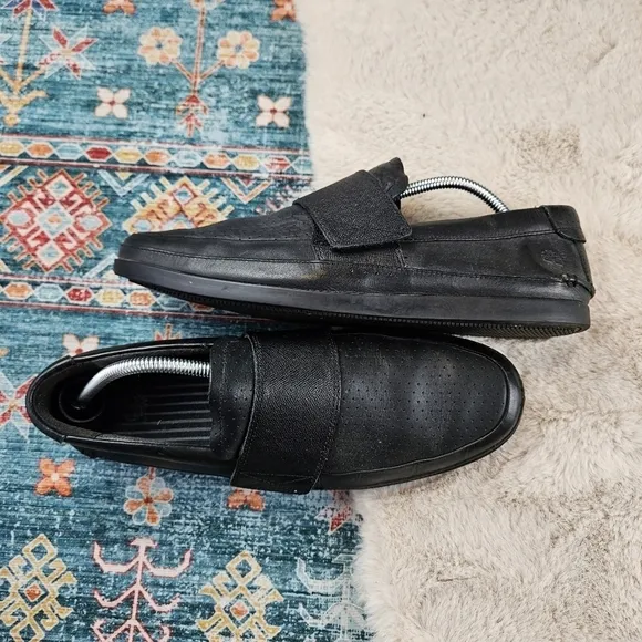 Timberland Men's COSTA DORADA Strap Black Hook &amp; Loop Slip-on Shoes
