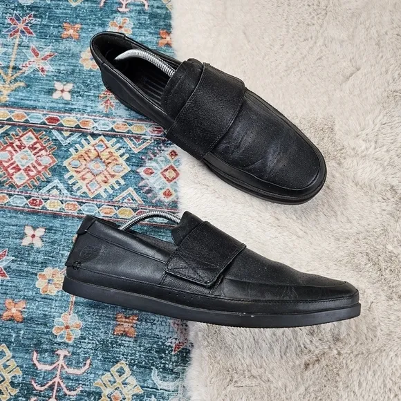 Timberland Men's COSTA DORADA Strap Black Hook &amp; Loop Slip-on Shoes