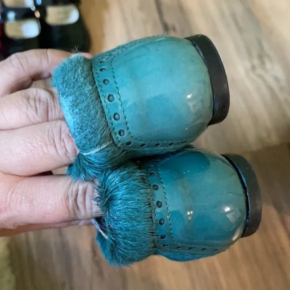 Toddler (4 season) boots , natural leather