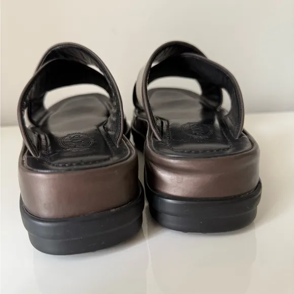 Tod’s Metallic Brown Sandals, Women’s US 8.5, Store Display, NEED REPAIR, No Box