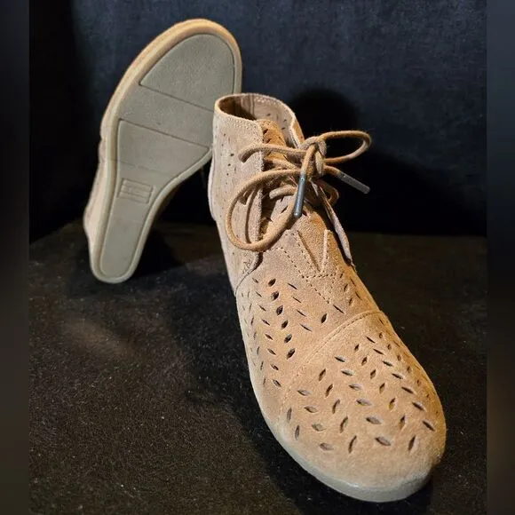 Tom's booties womens 6