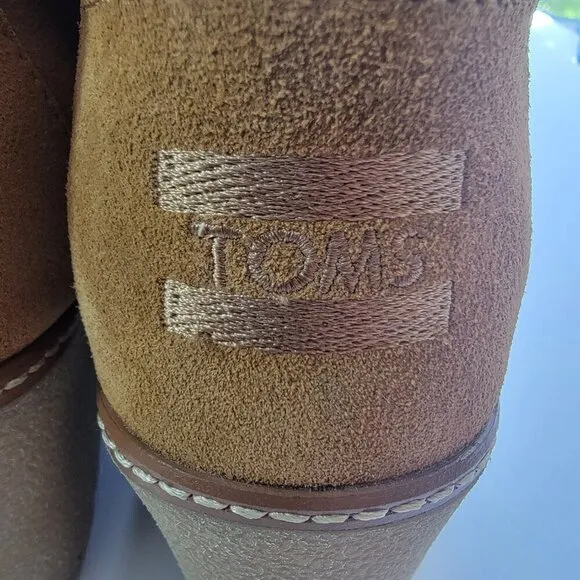 Toms Shoes } Womens Ankle Boots Wedges Faux Fur Lined Size 10