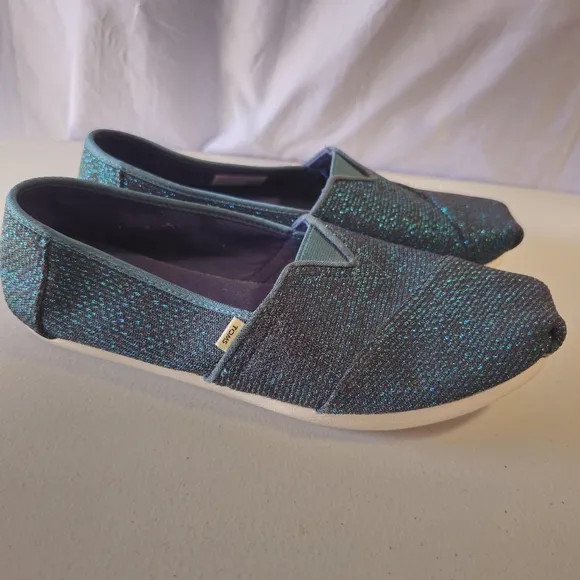 TOMS Women's Green Shimmer Slip-On Shoes