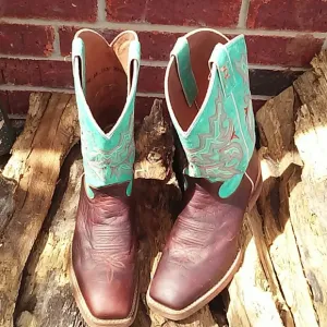 Tony Lana Chisel Toe Cowboy Boots