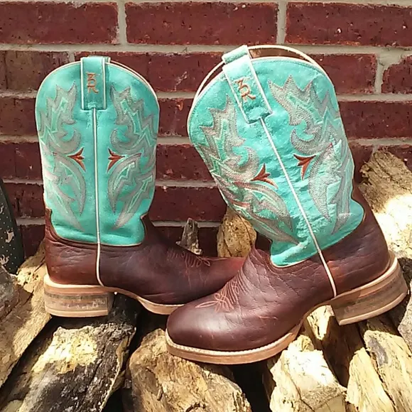 Tony Lana Chisel Toe Cowboy Boots