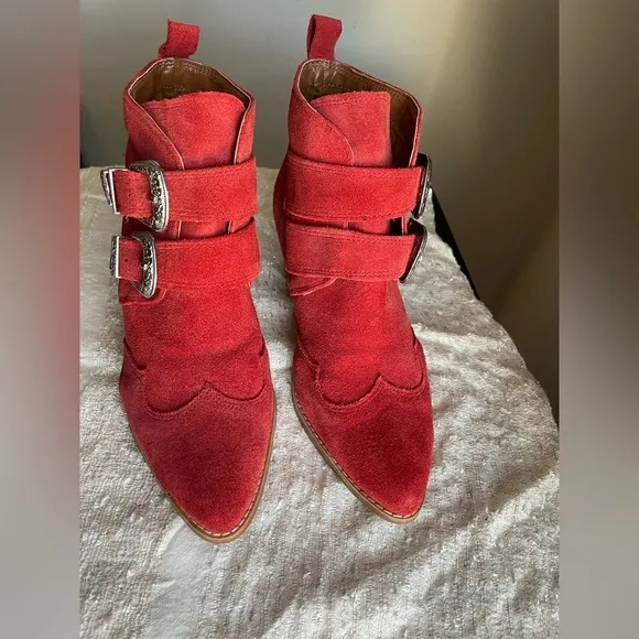 TOPSHOP 7.5 leather boots 🤠♥️