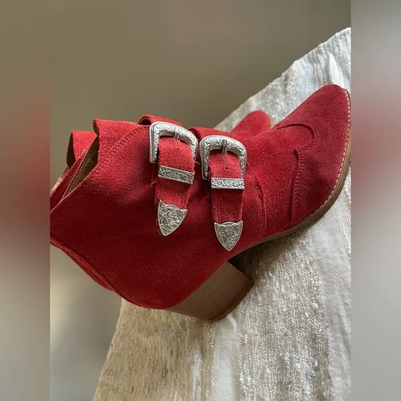 TOPSHOP 7.5 leather boots 🤠♥️