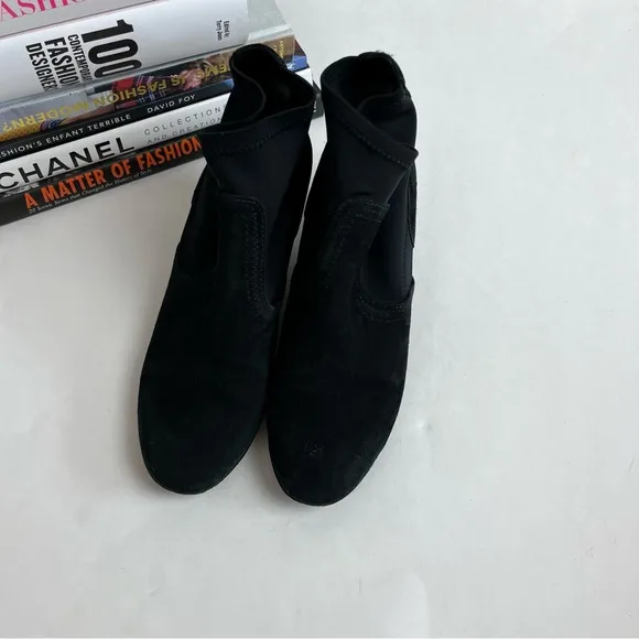Tory Burch Brenda 6.5 M Boots Black Suede Wedge Booties Shoes Heels