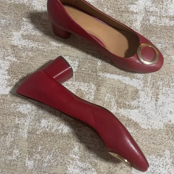 Tory Burch Caterina Pump SLIP ON SHOE GOLD LOGO RED LEATHER BLOCK Heel