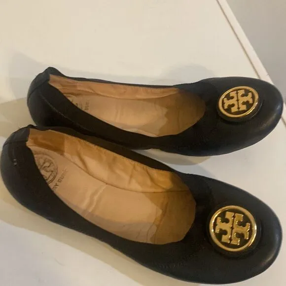 Tory Burch, black, ballerina flats, slip on shoes. Logo shoes