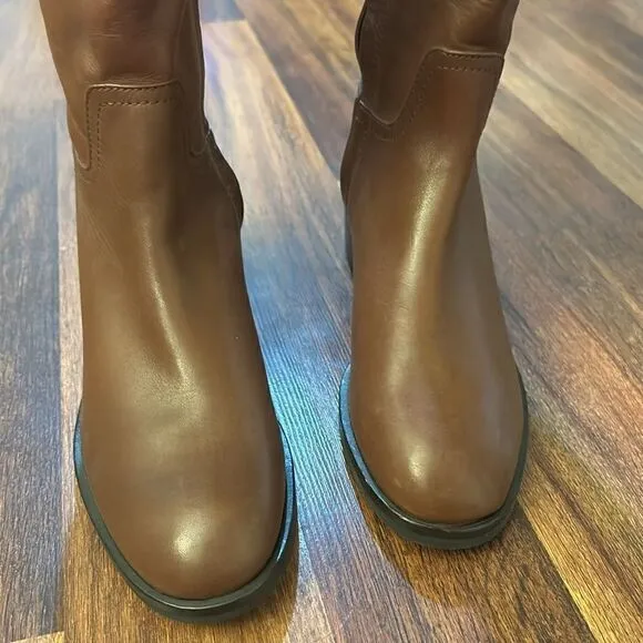 Tory Burch Boots size 8.5