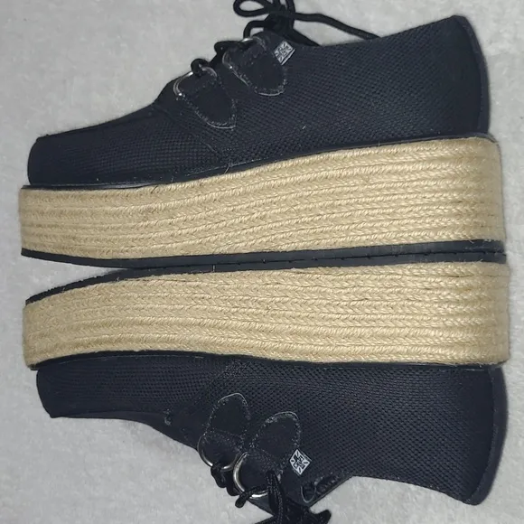 T.U.K. Canvas Fabric Rope Twine Platform Creepers SNEAKERS Size 6 WOMANS