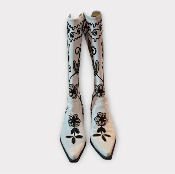 TURKISH SOUL  White Leather Floral Embroidered Cowboy Boots