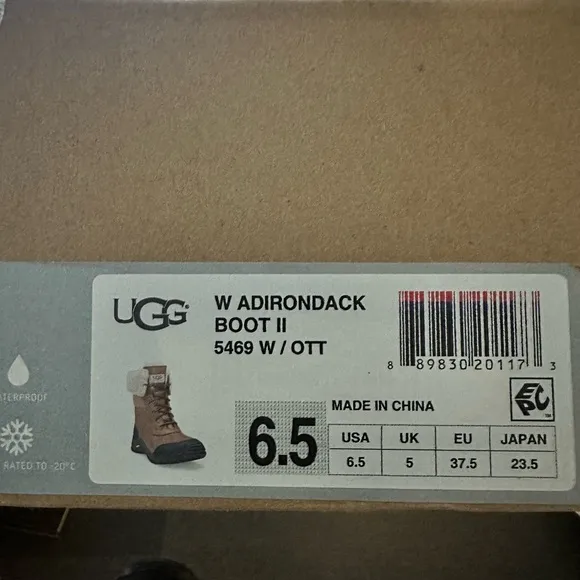 UGG Adirondack II Snowboots