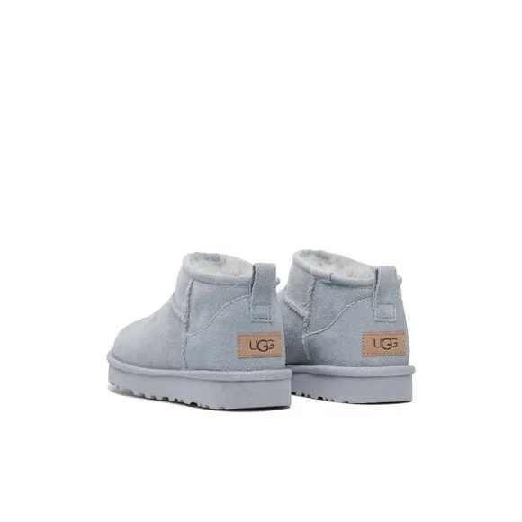 Ugg Ankle Boots Size US 6