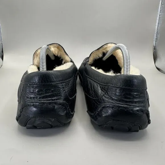 UGG Ascot Leather Slippers Shoes Men's Size 11 Black House Fur 5379