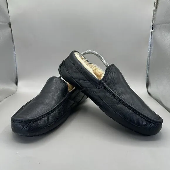 UGG Ascot Leather Slippers Shoes Men's Size 11 Black House Fur 5379