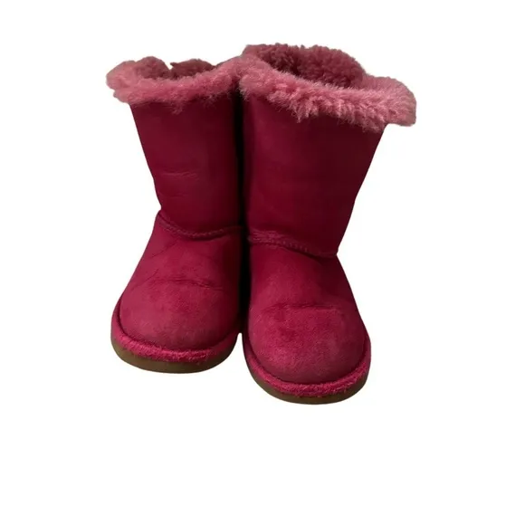 UGG AUSTRALIA BAILEY BOW CERISE HOT PINK SHEEPSKIN BOOTS SIZE 12