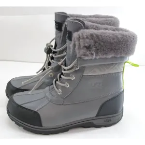 UGG BOOTS BUTTE II CWR‎ METAL UGG PRINT LEATHER SIZE YOUTH 4 FIT'S WOMEN'S 6