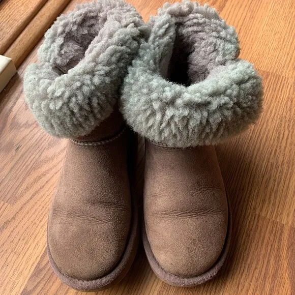 UGG Boots Women Shoes Size 5 Mauve Lounge Shoes Casual Winter Footwear