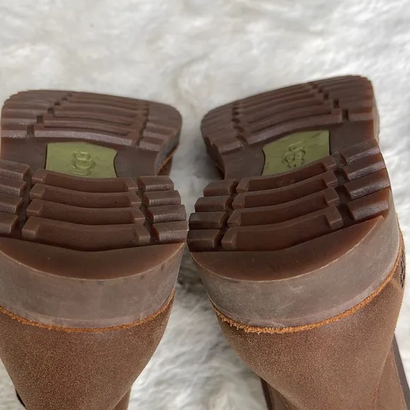 UGG Callum kids leather boots