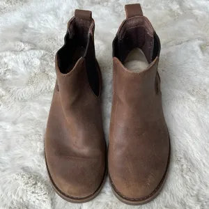 UGG Callum kids leather boots