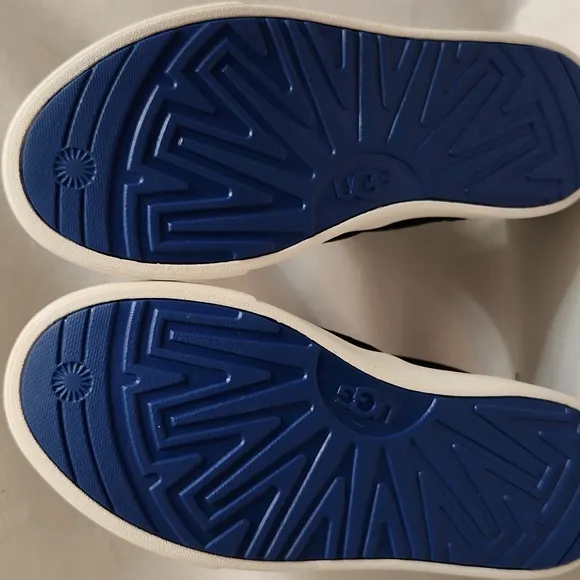UGG Caplan Slip-on Multicolored Unisex sneakers (toddler size 13)
