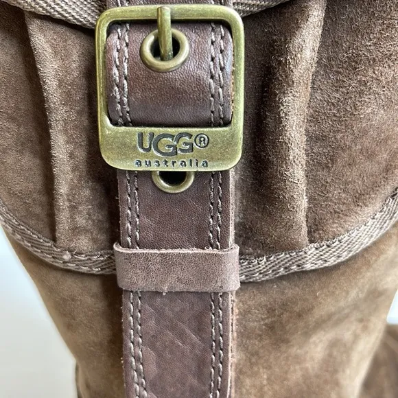 UGG Cargo Pocket 5195 Boots with Buckle Women’s Size 8