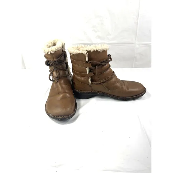 UGG Caspia 1932 Tan Leather Lace Up Ankle Sheepskin Warm Boots Womens Sz 7